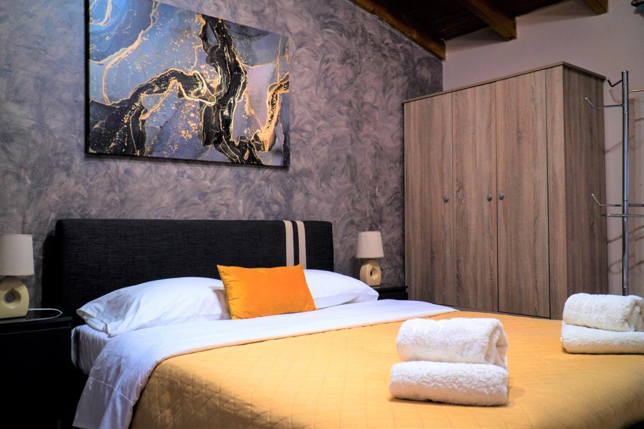 The Dreamhouse Athens Airport Homestay *