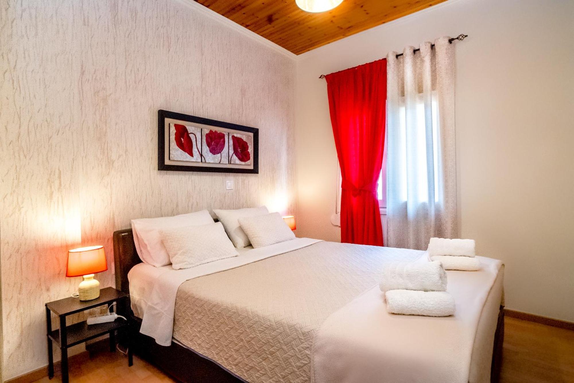 The Dreamhouse Athens Airport Homestay